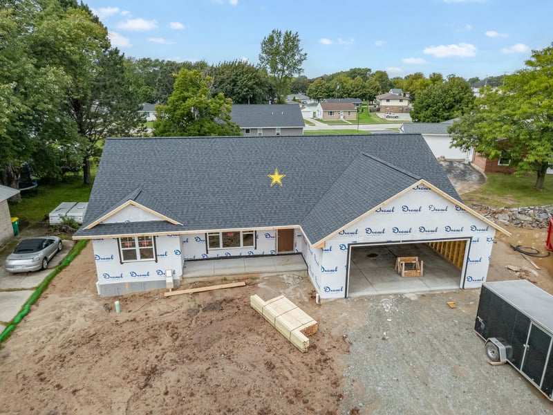 1033 Gray St, Green Bay, WI 54303