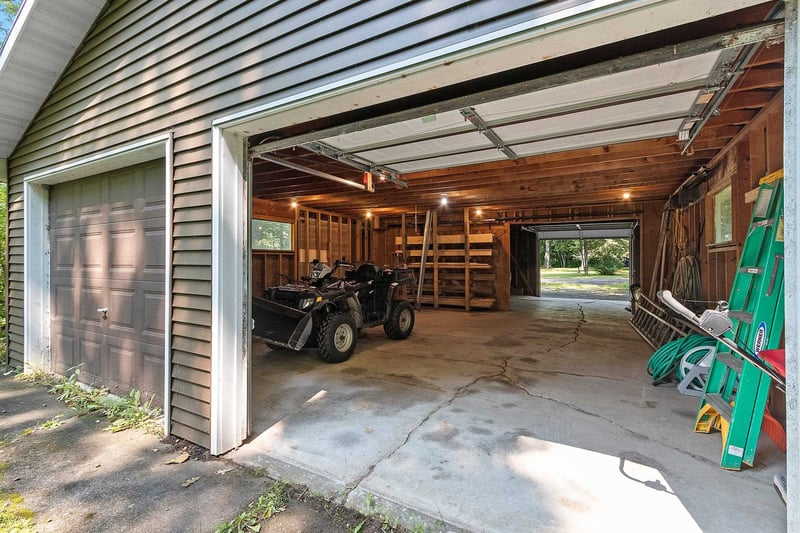 4390 Deprey Rd, Abrams, WI 54101
