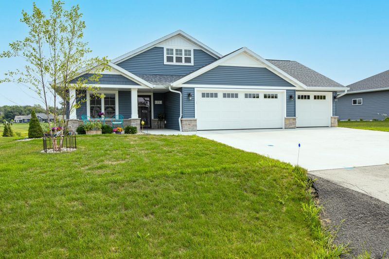 1712 Addie Pw, Oshkosh, WI 54904-6913