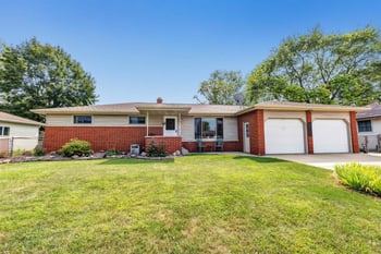 1857 Bond St, Green Bay, WI 54303