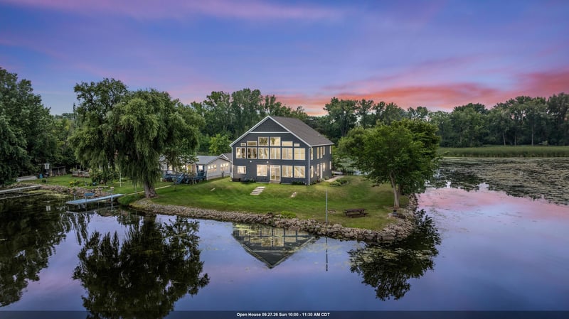 6392 Lakeshore Rd, Winneconne, WI 54986