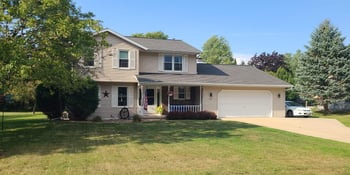 2854 Baylite Dr, Green Bay, WI 54313-7175