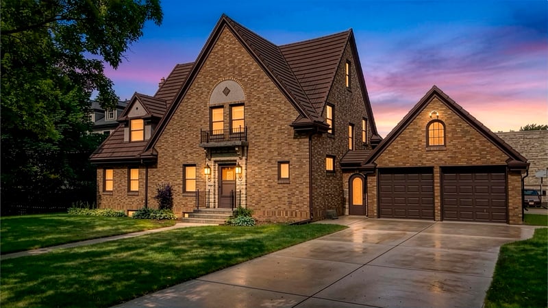 740 S Quincy St, Green Bay, WI 54301