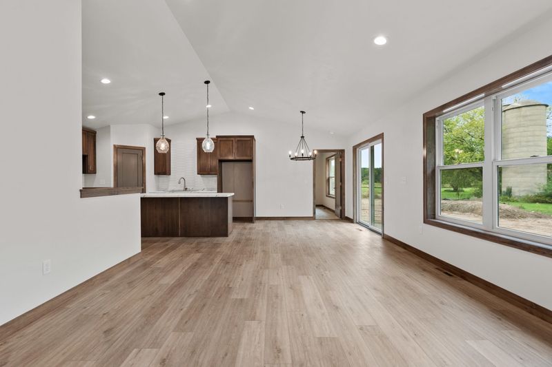 4926 Water Mint Way, Green Bay, WI 54313