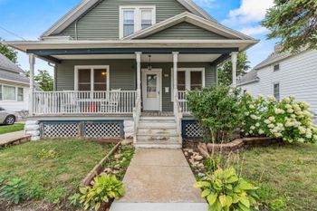 246 W 16th Ave, Oshkosh, WI 54902-6906
