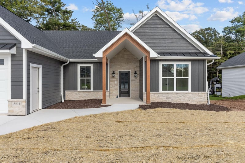 3211 Eclipse Dr, Green Bay, WI 54311
