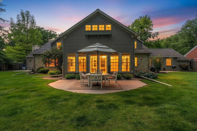 938 Hickory Ave, De Pere, WI 54115