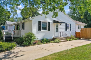1541 Western Ave, Green Bay, WI 54303-2213
