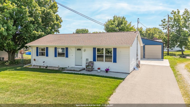 731 Pine St, Winneconne, WI 54986