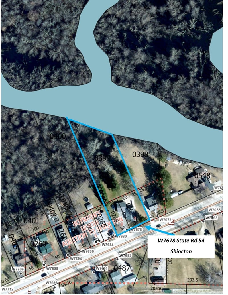 W7678 State Rd 54, Shiocton, WI 54170-8672