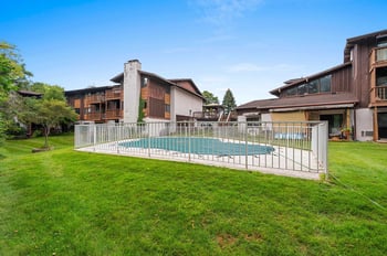 2686 Humboldt Rd #10, Green Bay, WI 54311-5790