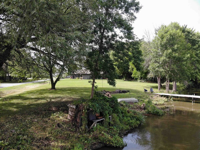 Driftwood Ln, Oshkosh, WI 54902