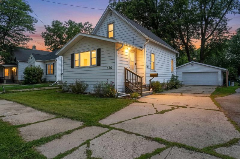 420 Northern Ave, Green Bay, WI 54303