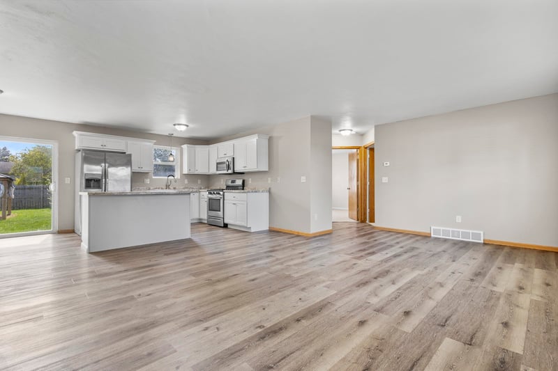 2108 Gadwall Ln, Green Bay, WI 54311