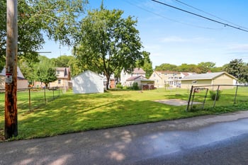 1139 14th Ave, Green Bay, WI 54304