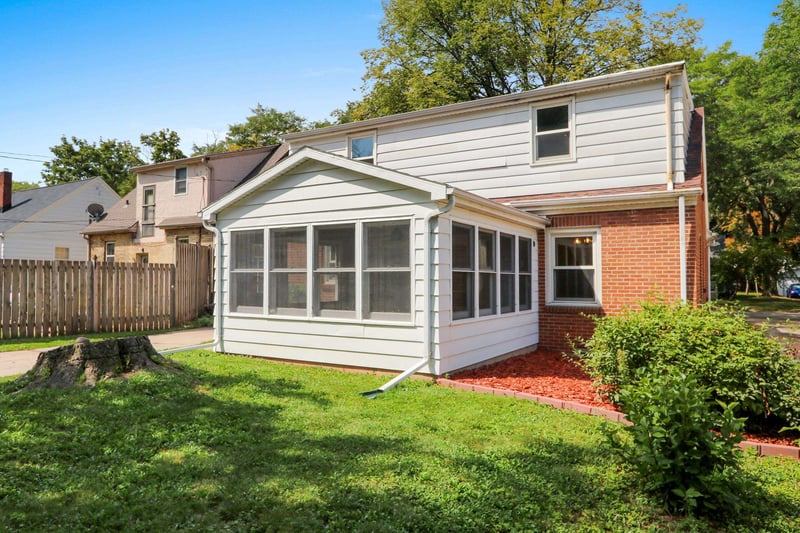 1139 14th Ave, Green Bay, WI 54304