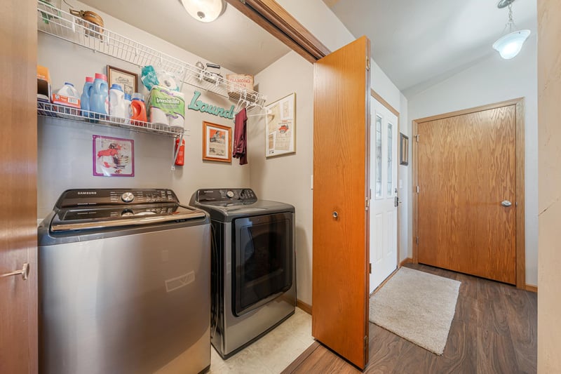 1123 Barbary Ln, Winneconne, WI 54986
