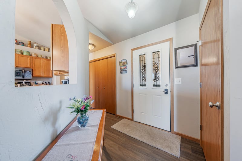 1123 Barbary Ln, Winneconne, WI 54986