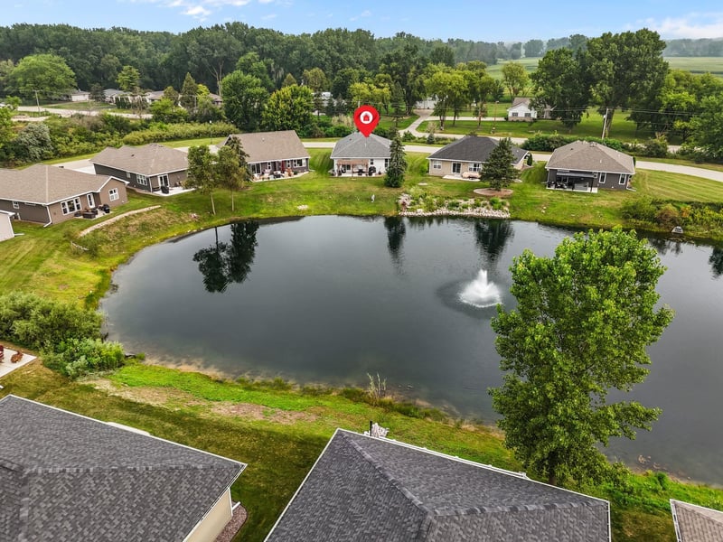 5084 N Milkweed Trl, Appleton, WI 54913