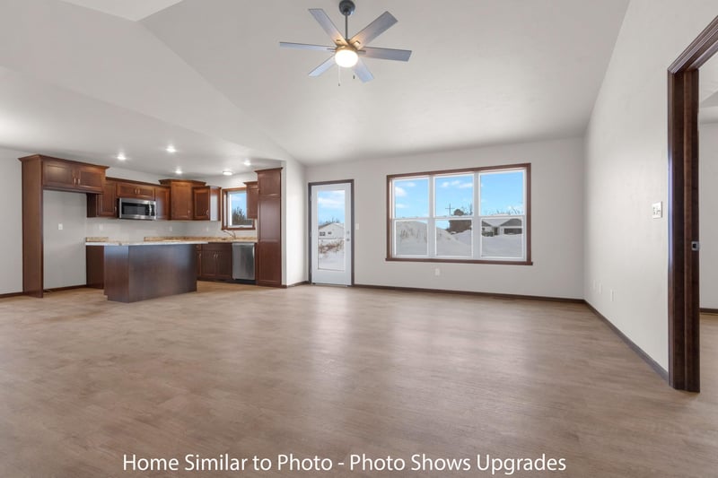 1674 Frontier Rd, Luxemburg, WI 54217