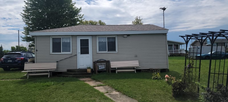 7036 Krohn Rd, Winneconne, WI 54986-9566