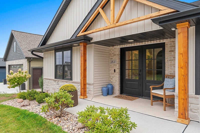 1831 Bobby Jones Dr, De Pere, WI 54115-5609