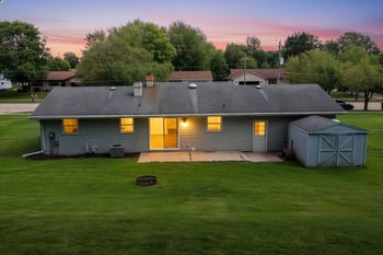 827 Hillcrest Hts, Green Bay, WI 54313