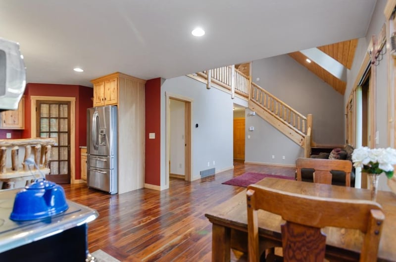 6352 Wayfaring Ln, Oconto, WI 54153