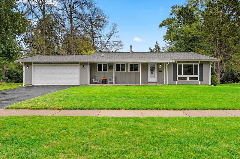 1854 Fairview St, Oshkosh, WI 54901