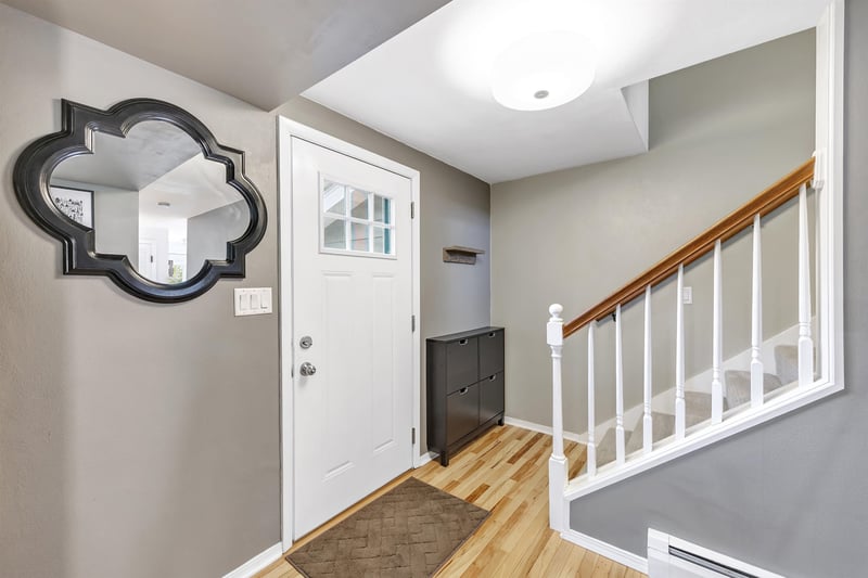 505 Waubaunuqua Trl, De Pere, WI 54115-3555