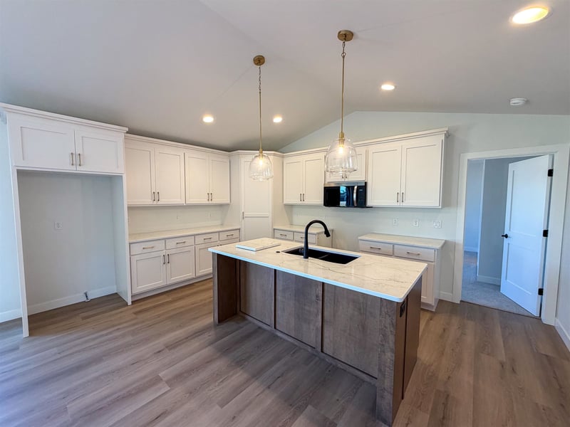 N8853 Galway Ln, Appleton, WI 54915