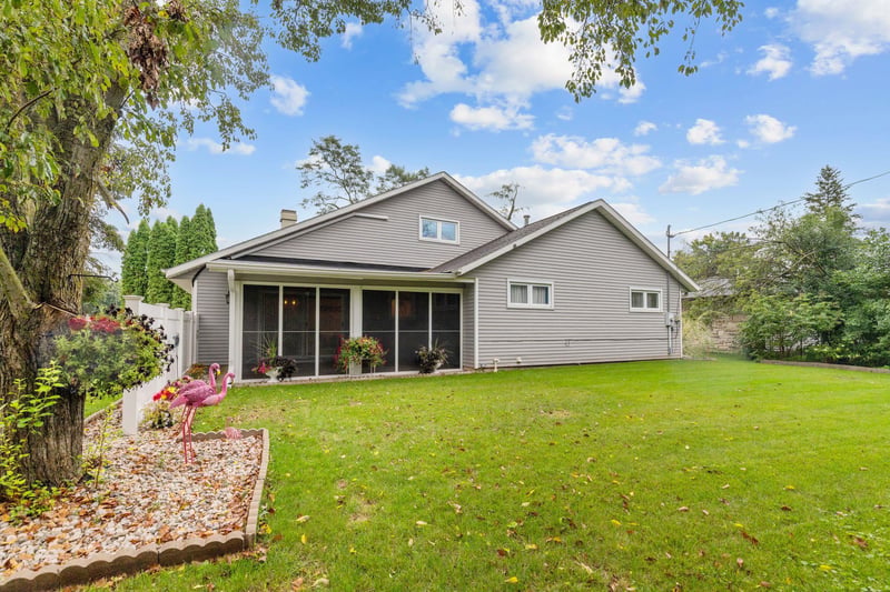2115 N Birchwood Ave, Appleton, WI 54914-2449