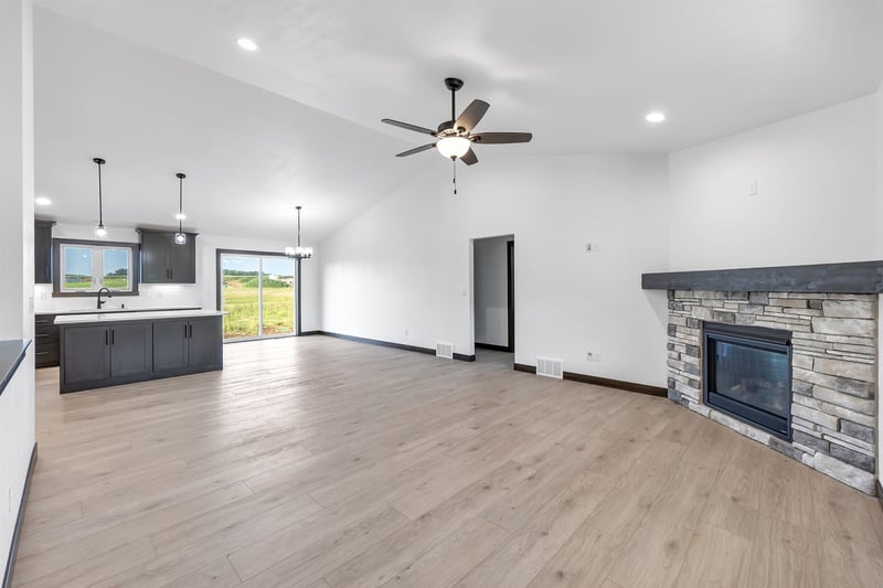 3735 Harolds Way, Suamico, WI 54313