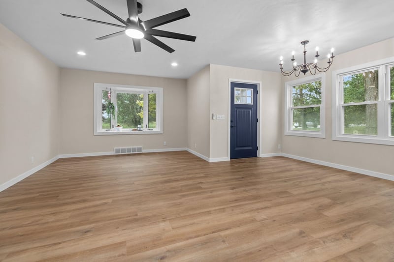 W3022 Tubbs Rd, Seymour, WI 54165