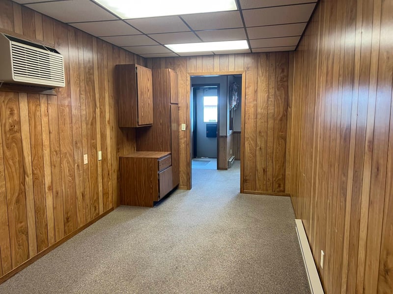 400 E Highland Dr #5, Oconto Falls, WI 54154