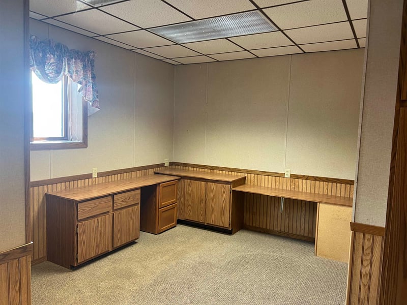 400 E Highland Dr #5, Oconto Falls, WI 54154