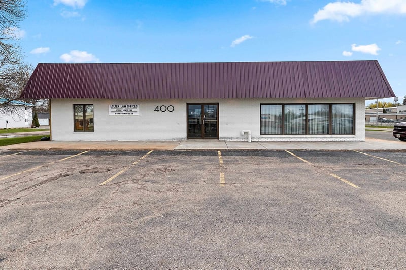 400 E Highland Dr #5, Oconto Falls, WI 54154