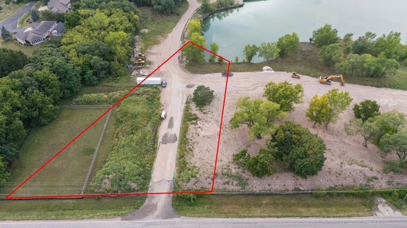 Leonard Point Rd #12, Oshkosh, WI 54904