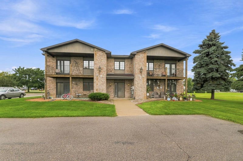 1702 Alfred Dr, Luxemburg, WI 54217