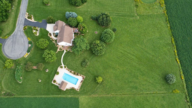 W9795 Stone Crest Dr, Hortonville, WI 54944