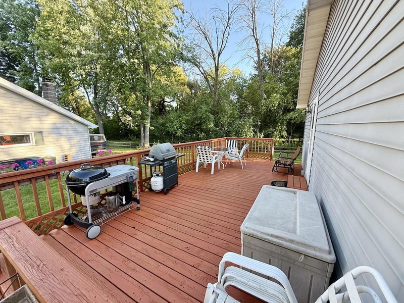 2829 Sheldon Dr, Oshkosh, WI 54942