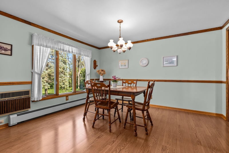 W596 Birch Dr, Pulaski, WI 54163-8528