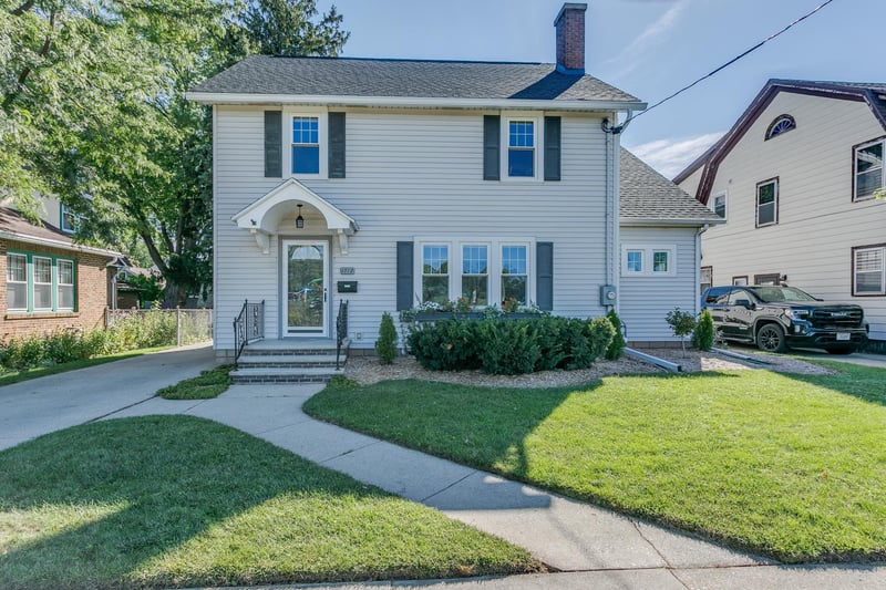 1712 N Drew St, Appleton, WI 54911