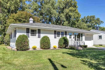 1237 N Locust St, Green Bay, WI 54303