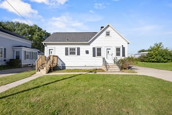 1251 Doblon St, Green Bay, WI 54302