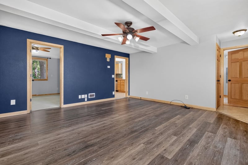 317 S 5th Ave, Winneconne, WI 54986