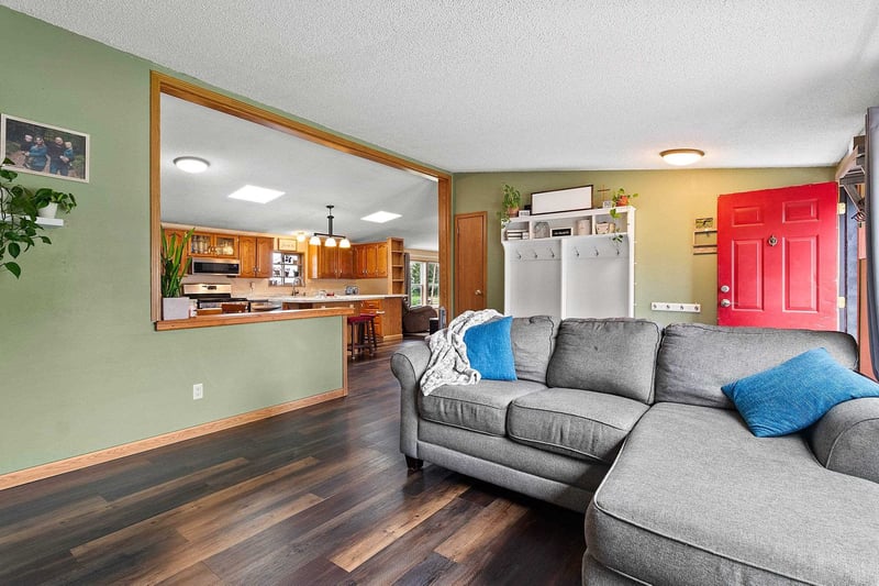 415 W 2nd St, Shawano, WI 54166