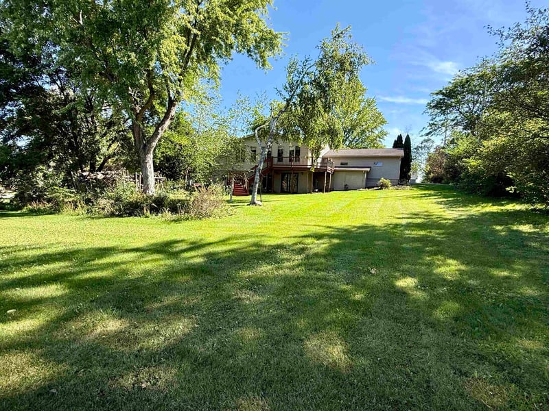 1005 S Webster Ave, Omro, WI 54963