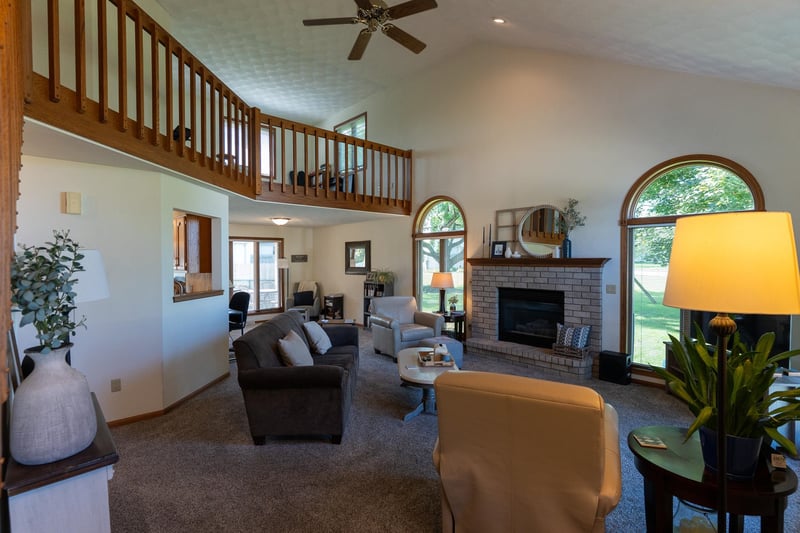 N9674 Golden Way, Appleton, WI 54915