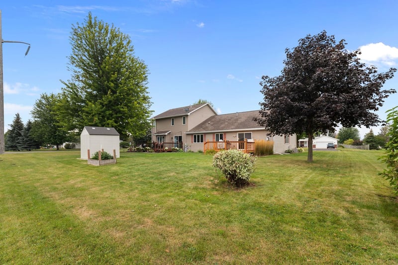 N9668 Hopfensperger Rd, Appleton, WI 54915